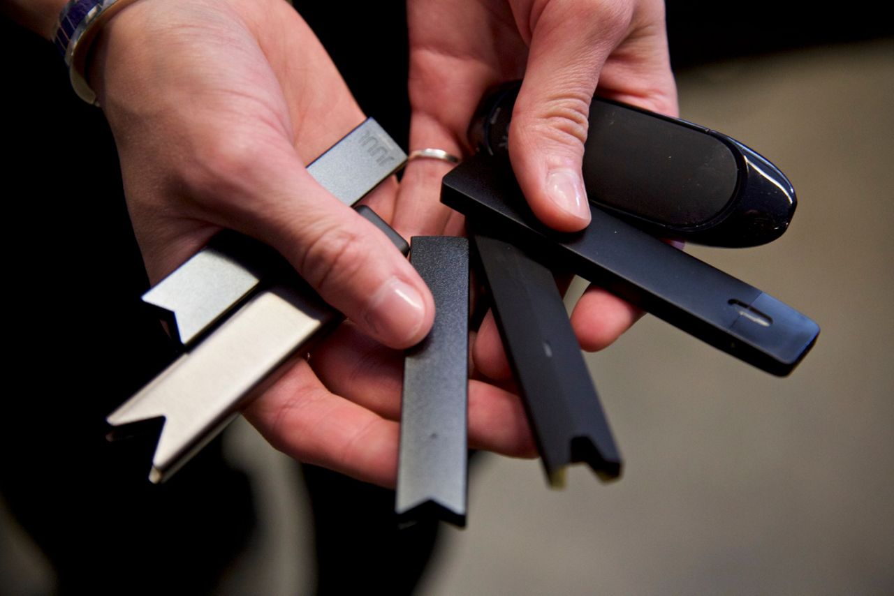 elf bar vape uk FDA Suspends JUUL Vape Ban main image 0