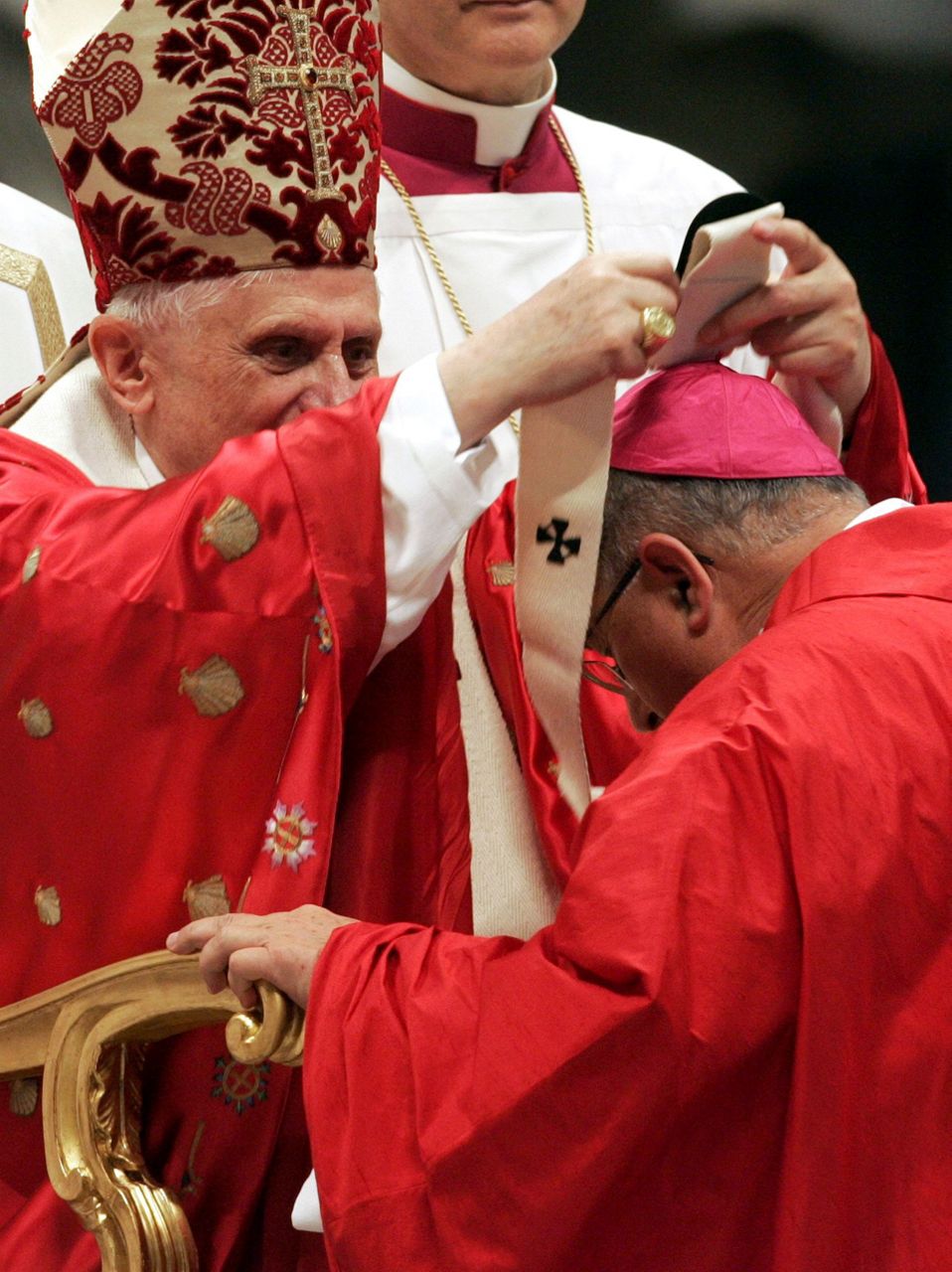 Pope Francis to create 14 new cardinals in June