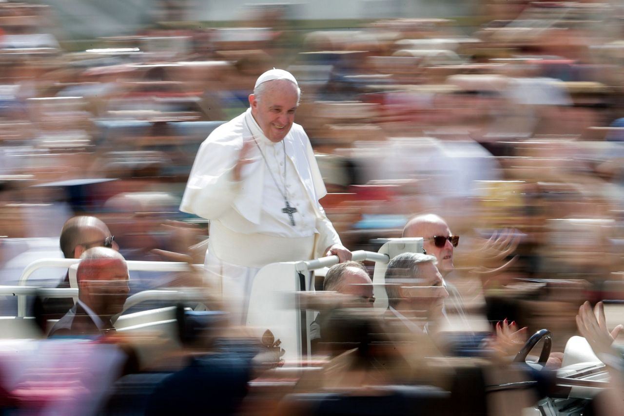 Pope meets with Jesuit targeted by right for gay outreach