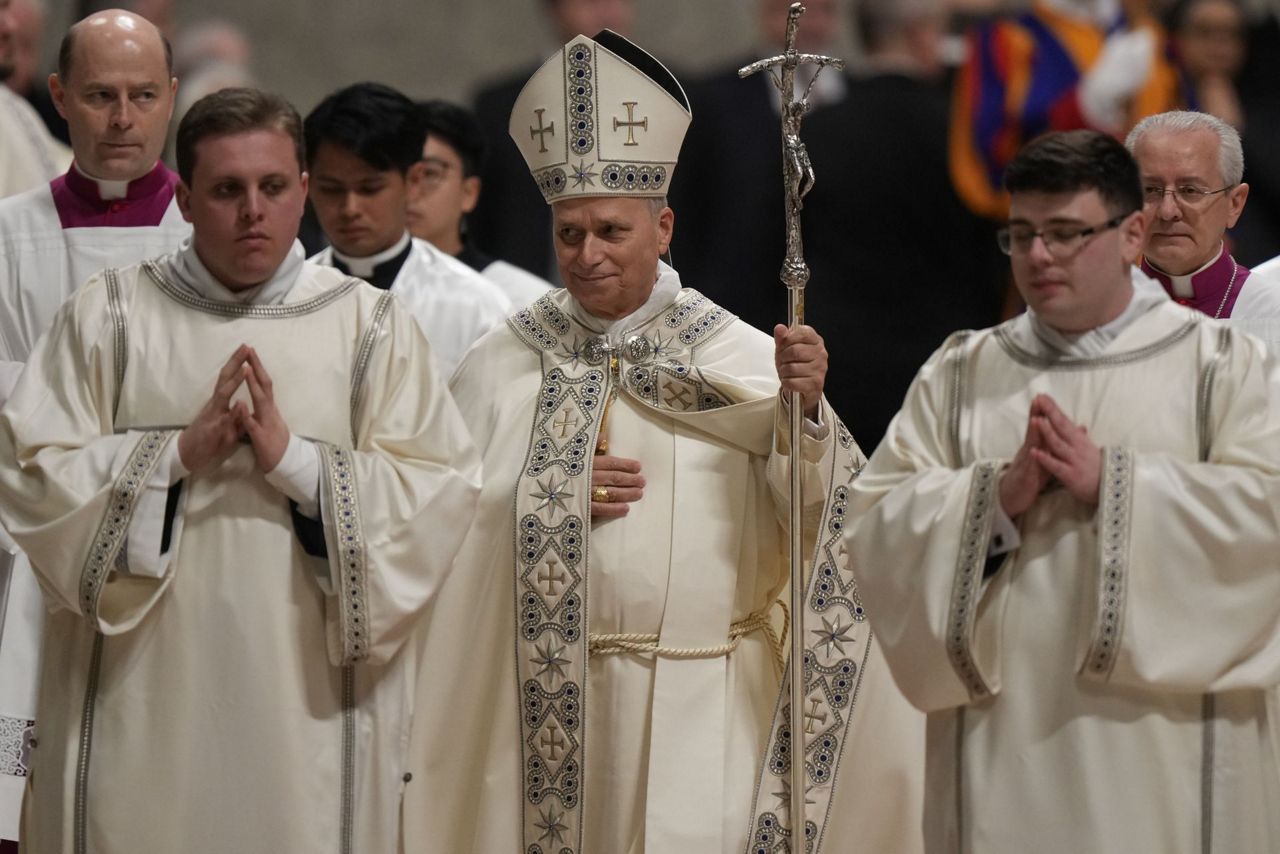 Pope asks that Rome welcome foreigners as he closes out 2025