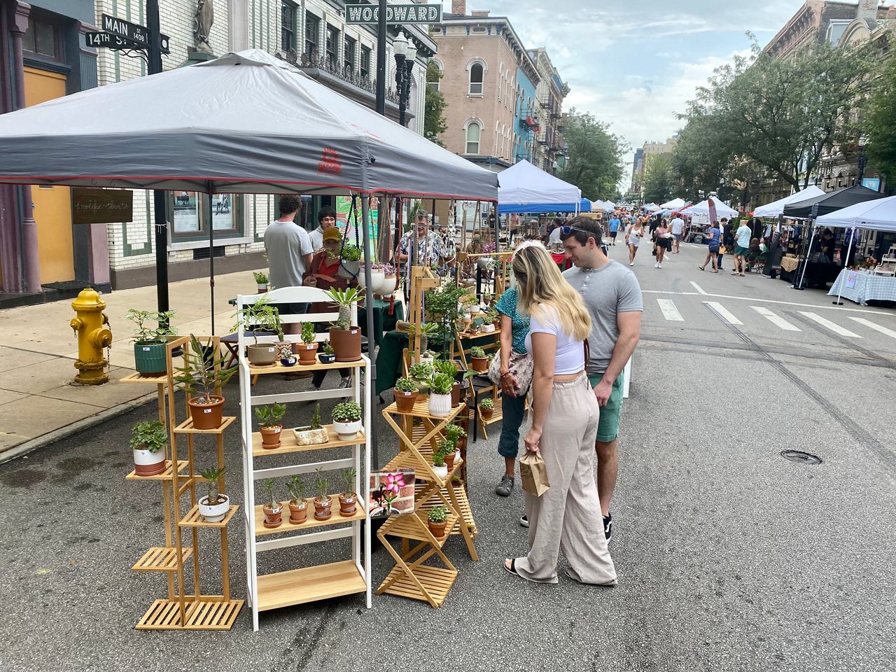 In addition to Main Street businesses, more than 100 vendors will be participating.  (Spectrum News 1/Casey Weldon)