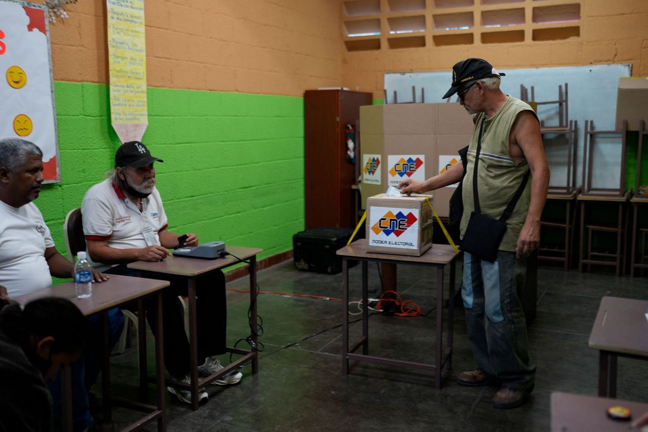 Venezuela's government wins vote on claiming part of Guyana, but