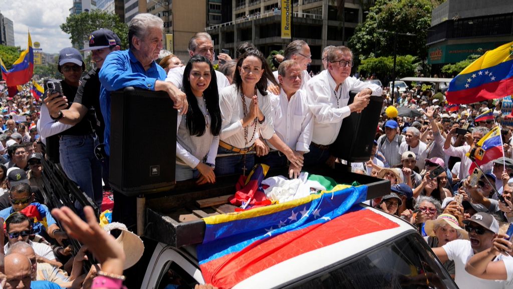 Oposição venezuelana sai às ruas
  #ÚltimasNotícias #Venezuela