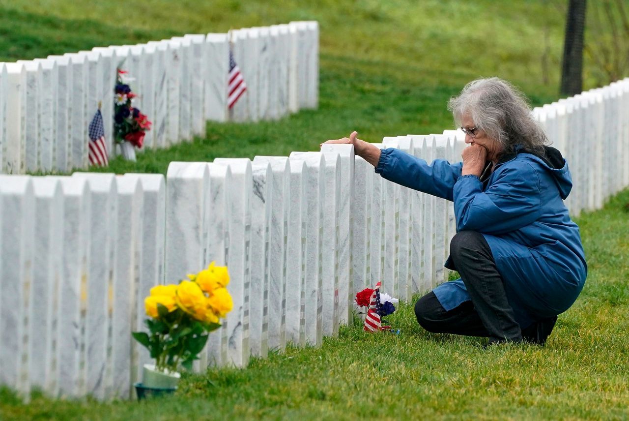 Veterans day is a paid holiday at home depot