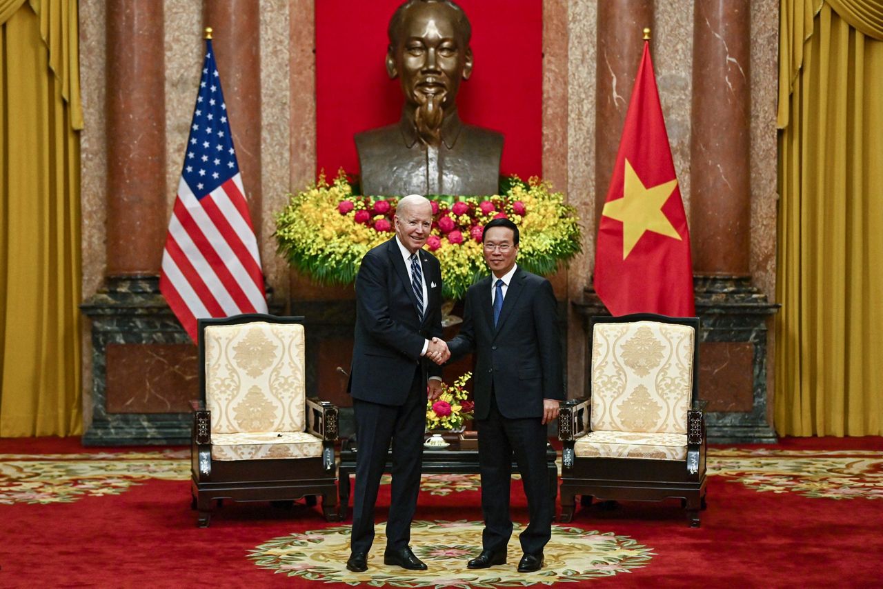 Biden Wraps Vietnam Visit By Talking With Business Leaders And Visiting A Memorial To John Mccain 1598