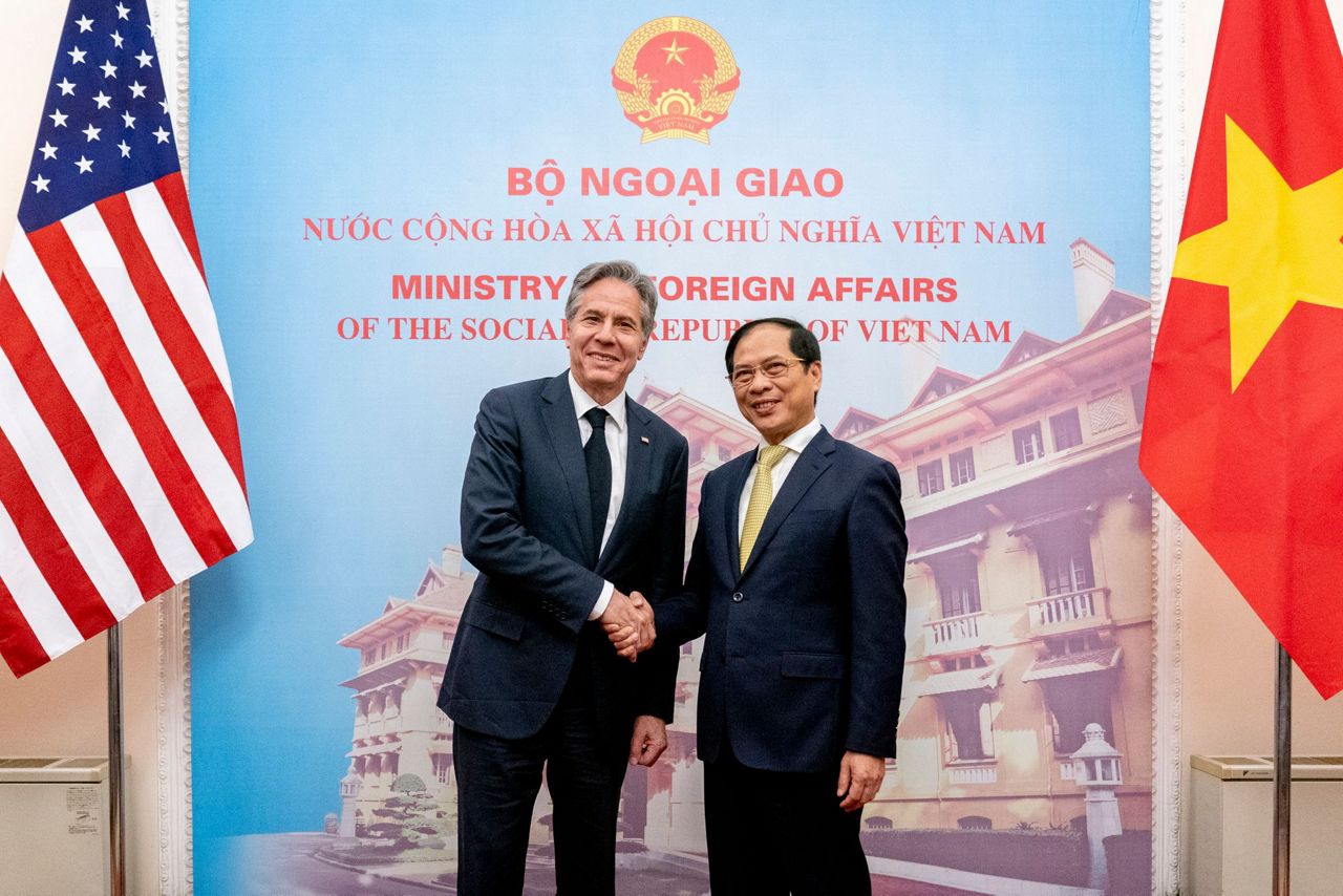 US, Vietnam Pledge To Boost Ties As Blinken Visits Hanoi