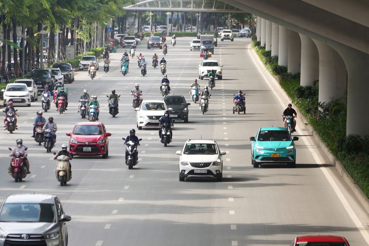 Vietnam's VinFast looks to tiny EV, priced at less than $10,000, to ...