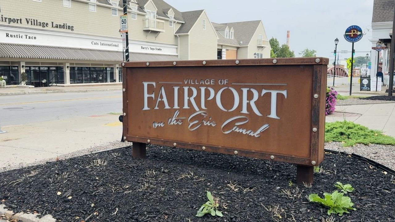 Village of Fairport sign