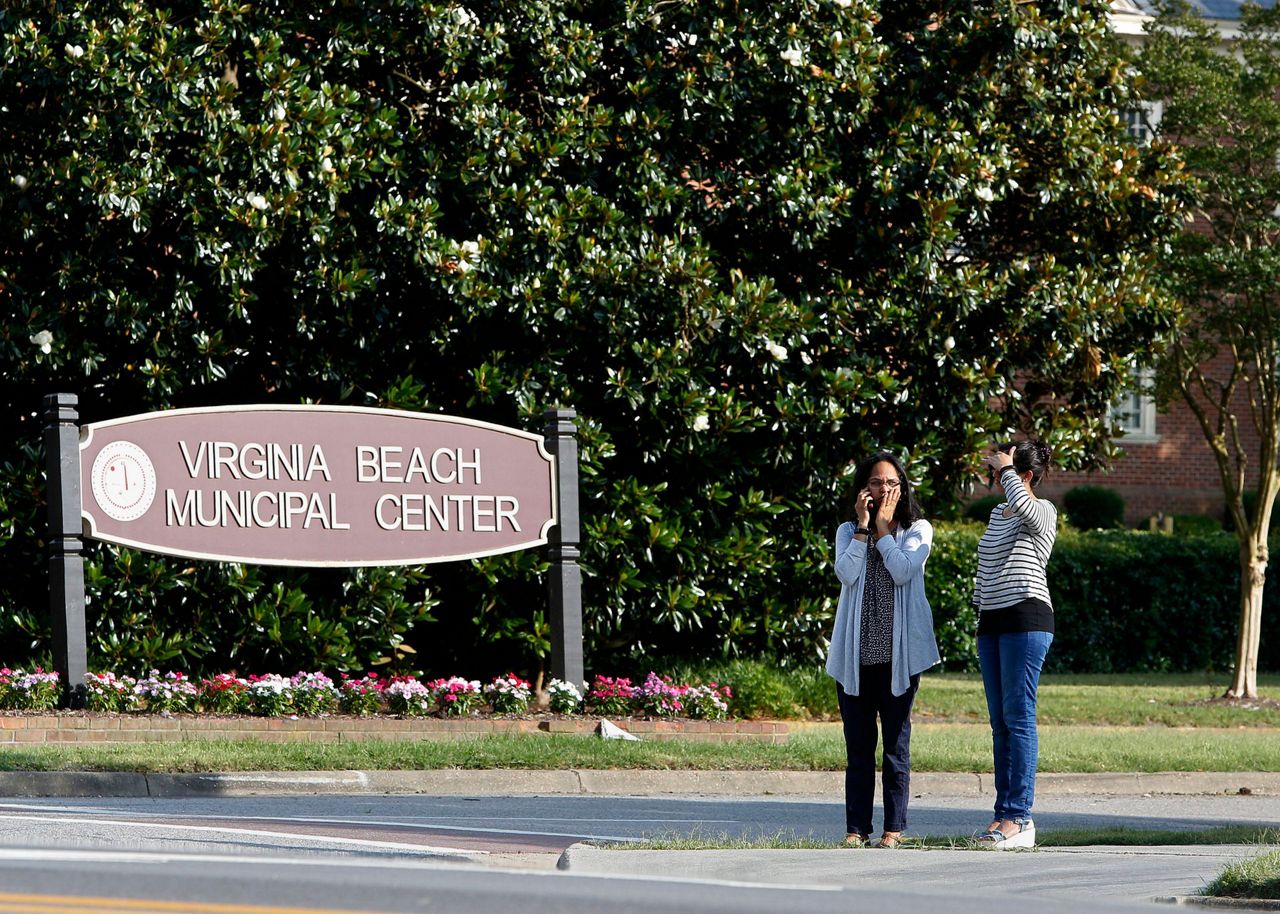 Police thwarted by electronic doors during Virginia shooting