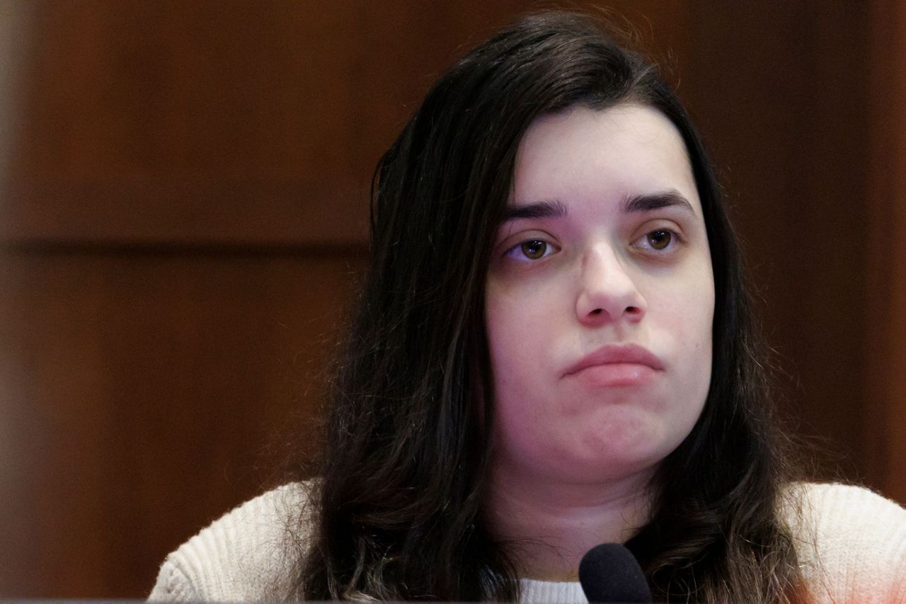 Husband testifies he did not plot wife's killing in double murder trial ...