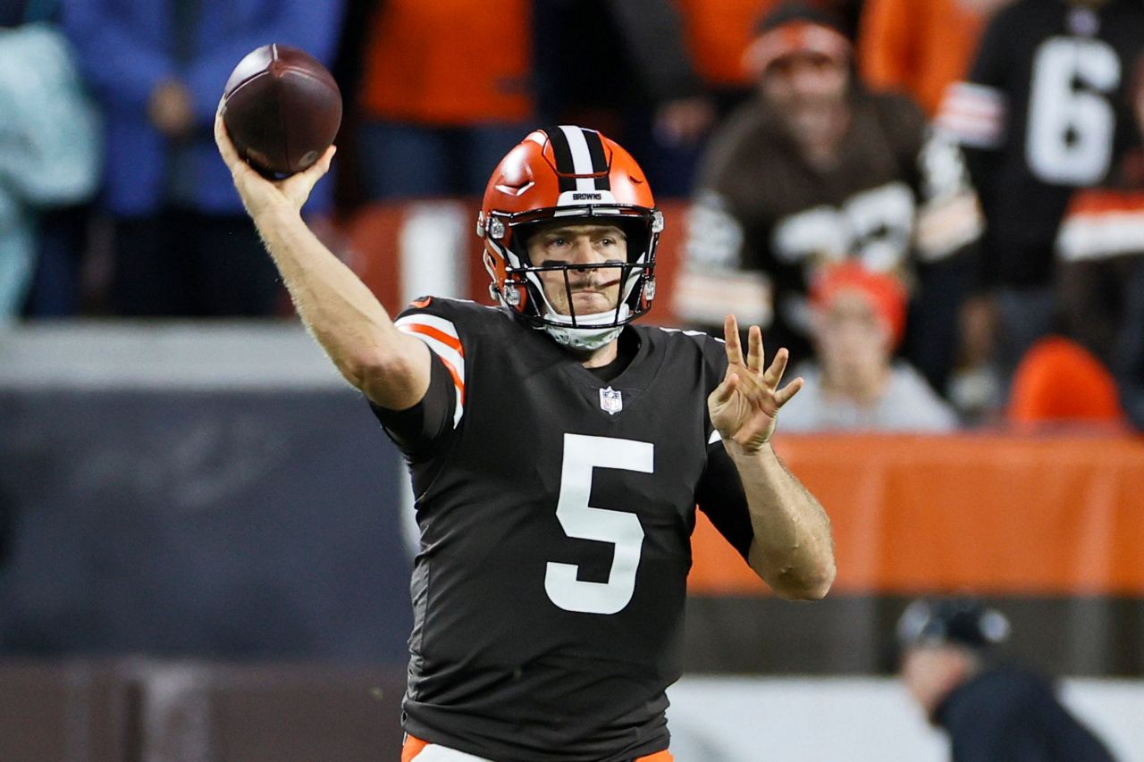 Browns star Garrett to miss second game with COVID-19 virus