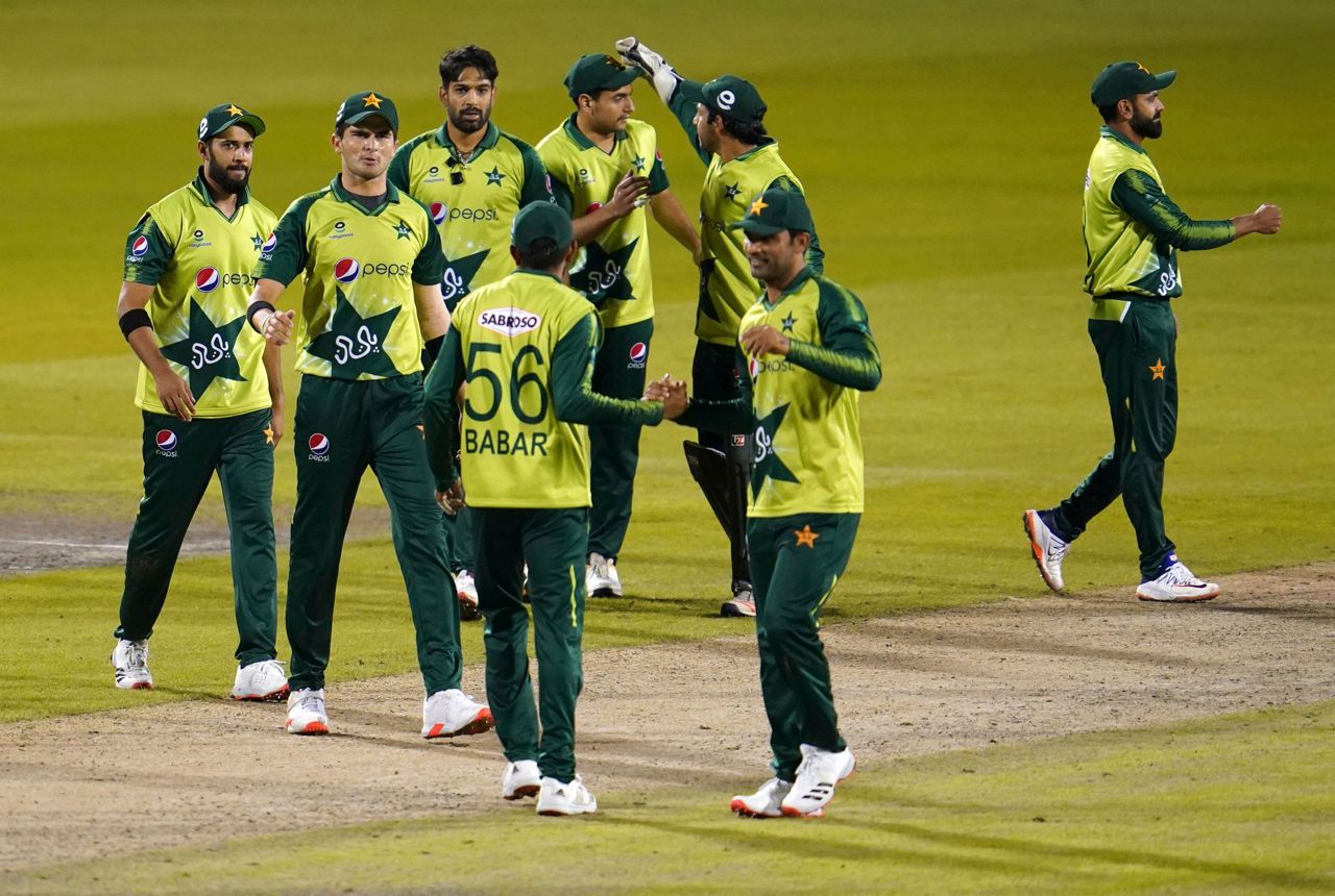 6 Pakistan Cricketers Test Positive For Covid 19 In Nz