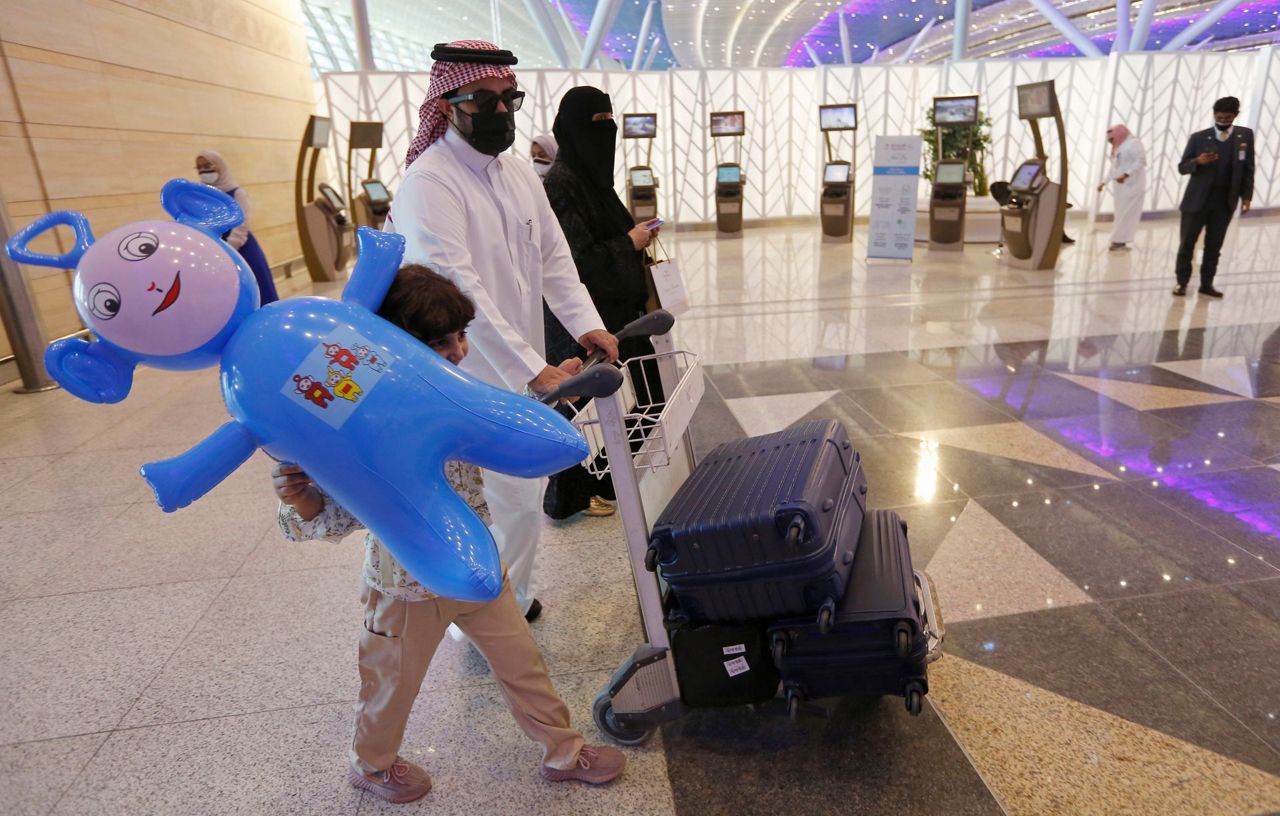 Saudi Arabia eases travel ban for vaccinated citizens