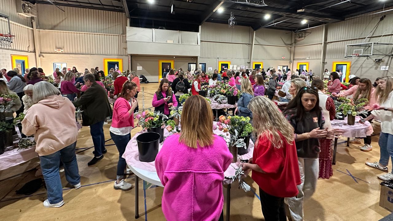 Nonprofit gifts flower bouquets to widows, widowers on Valentine's Day