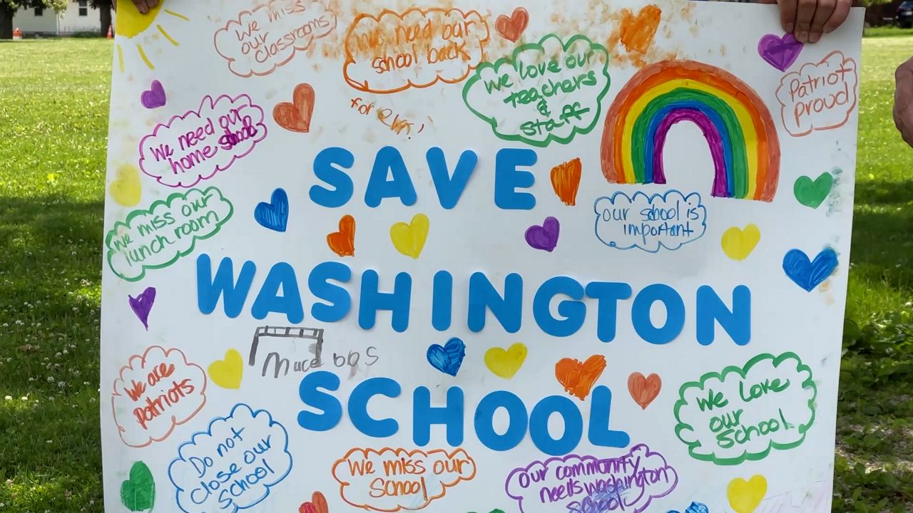 Parents hoping to fundraise to save Washington Elementary from possible closure