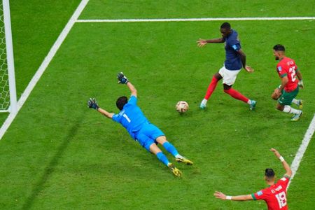 Mbappe, France advance to World Cup final, beat Morocco 2-0