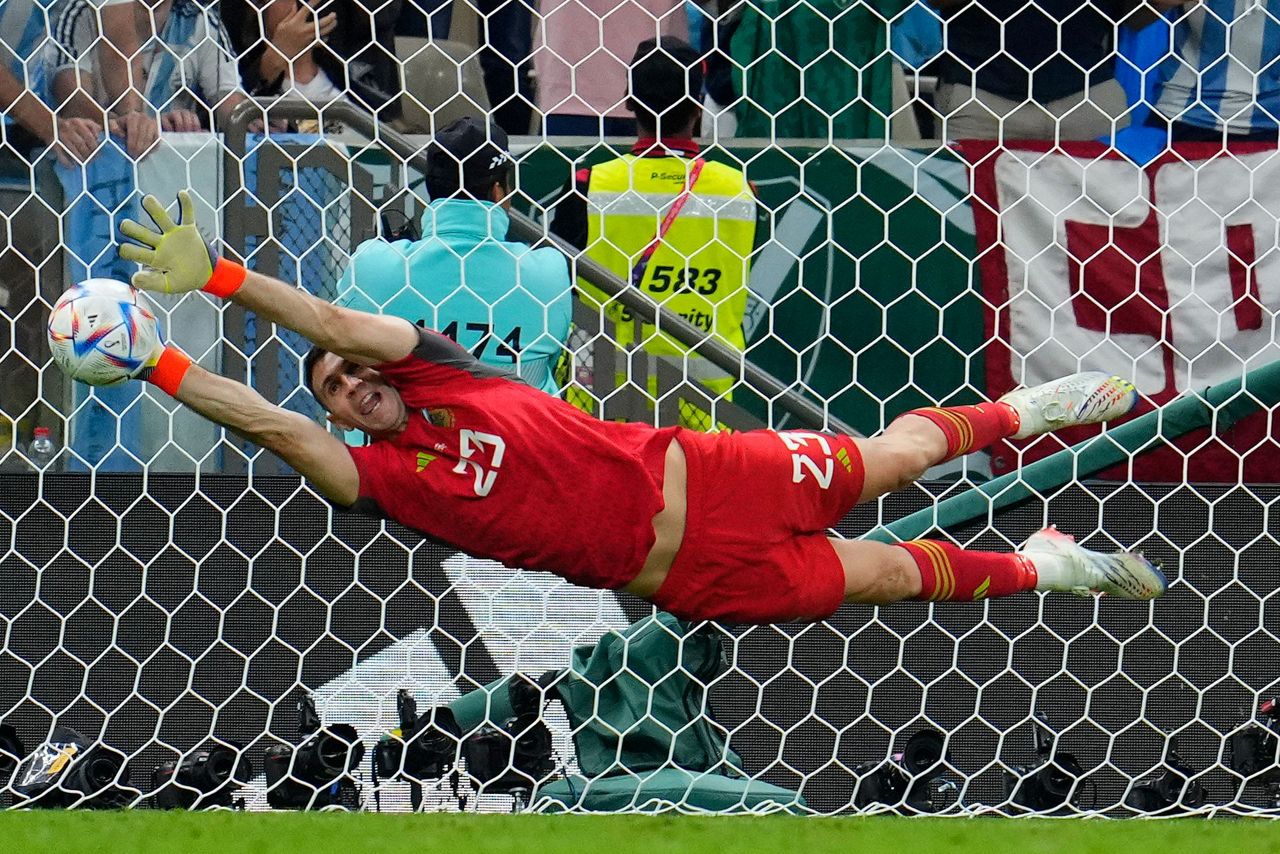 Goalies should dance to distract their opponents during penalty kicks.