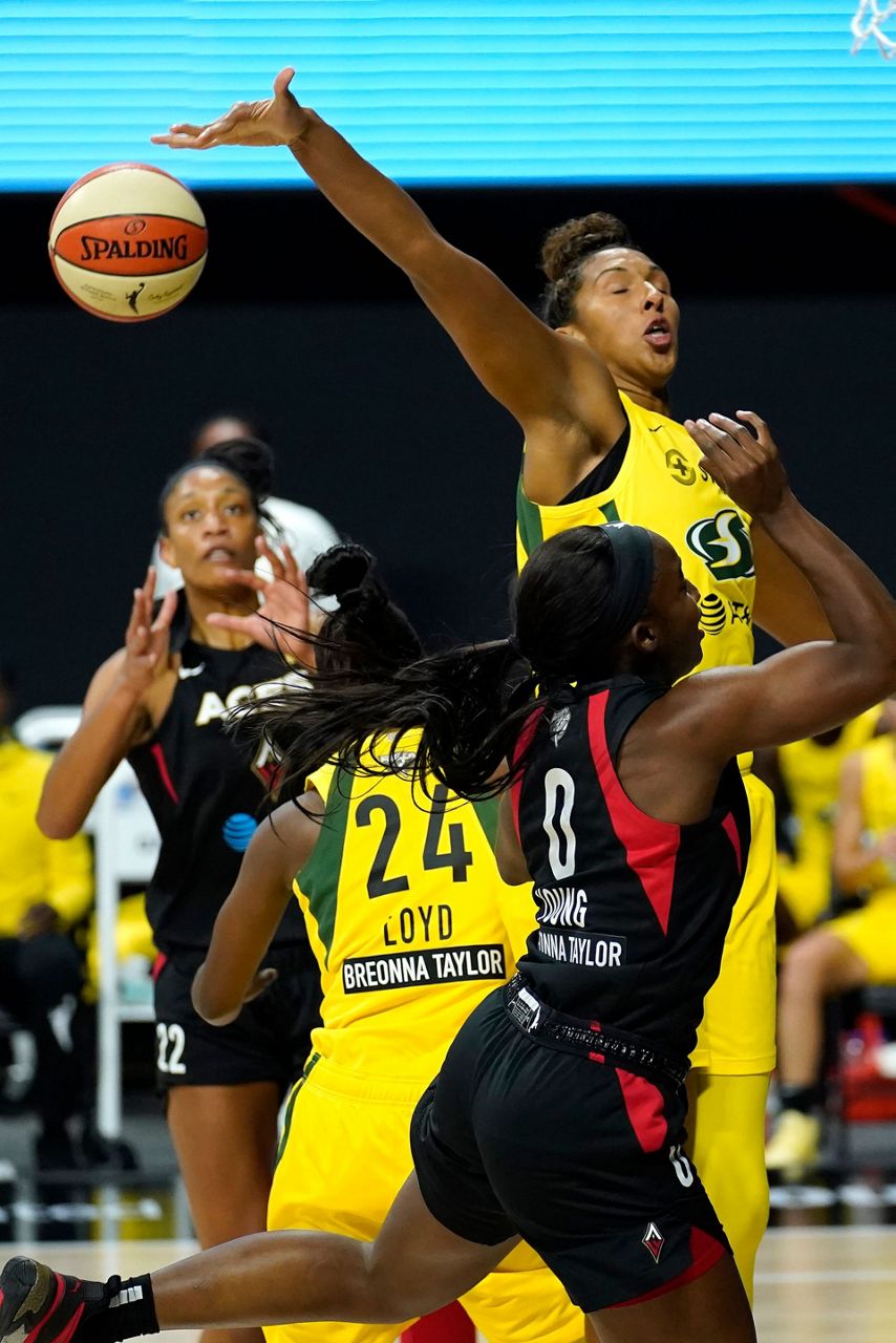 Stewart lifts Storm to Game 1 WNBA Finals win over Aces
