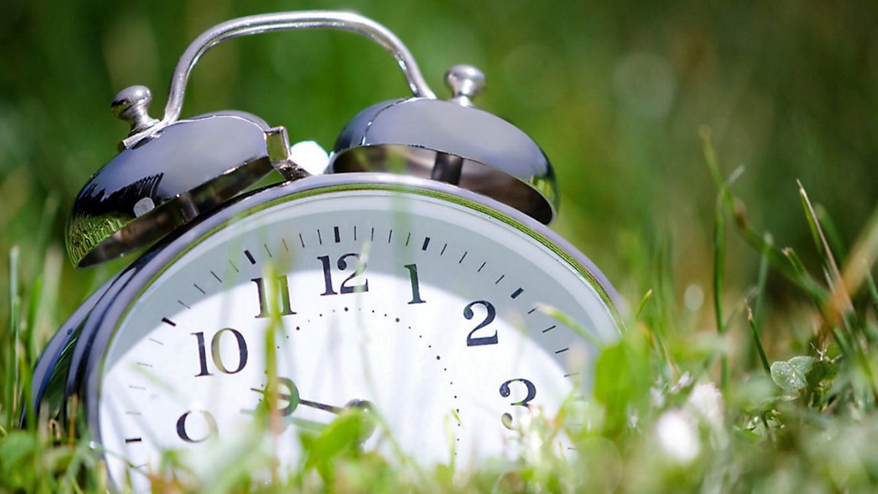 Daylight Saving Time Once Known As 'War Time' > U.S. Department of Defense  > Story