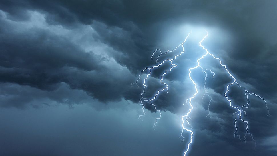 Lightning bolt (file photo)