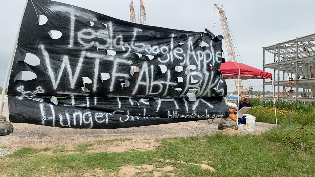 Austin man camps outside Tesla headquarters in protest - Vimarsana News