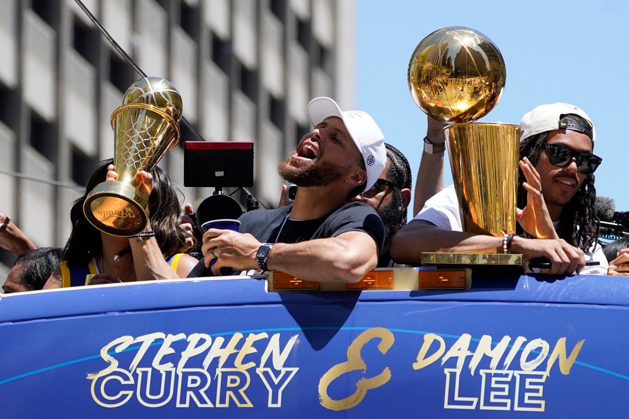 From the court to the stage Stephen Curry to host ESPYs