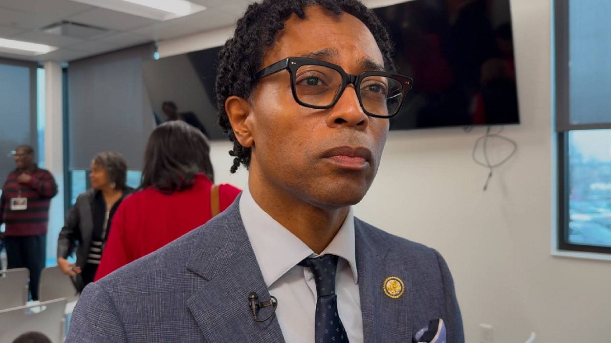 Rep. Wesley Bell travels to Lousiana, meets Nicaraguan immigrant seeking refuge in St. Louis