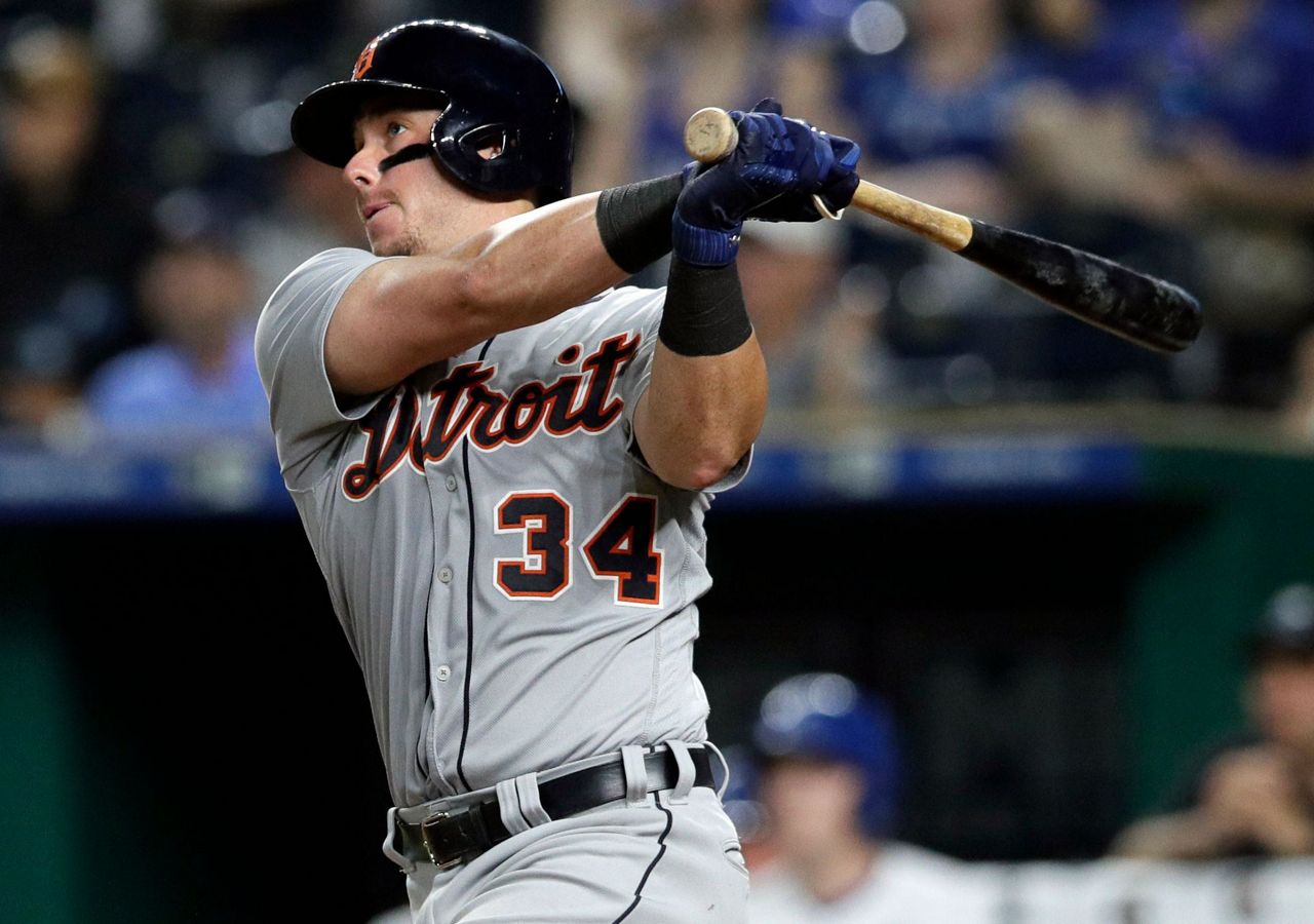 MLB rumors: Yankees, Mets linked to White Sox's James McCann, and