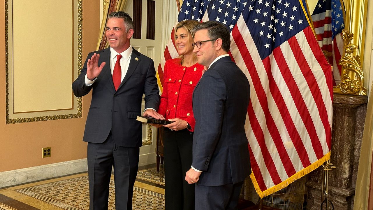 Tony Wied is sworn into Congress on Nov. 12. (Spectrum News/Charlotte Scott)