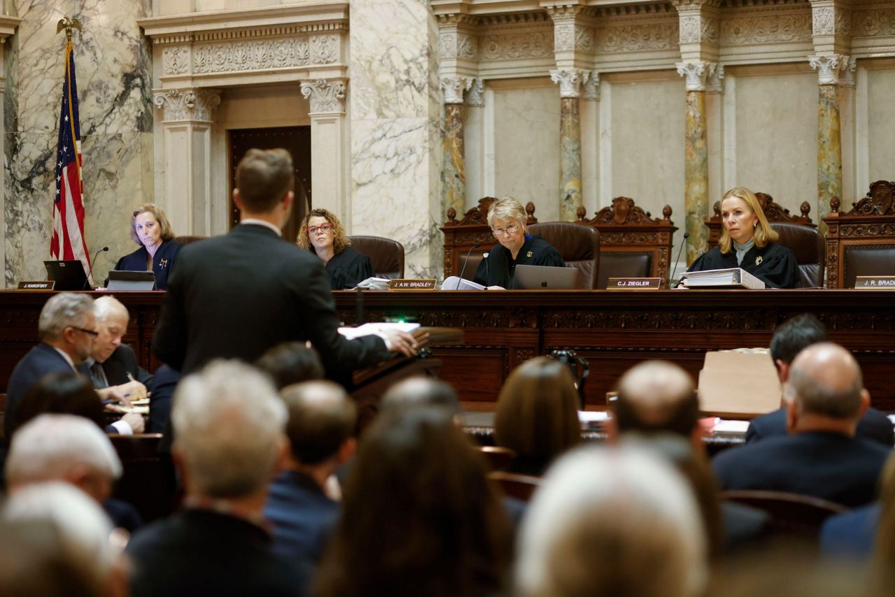 Wisconsin Supreme Court hearing arguments on redistricting that could ...