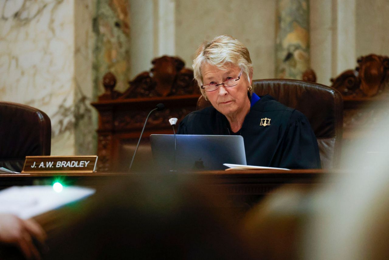 Wisconsin Supreme Court hearing arguments on redistricting that could ...