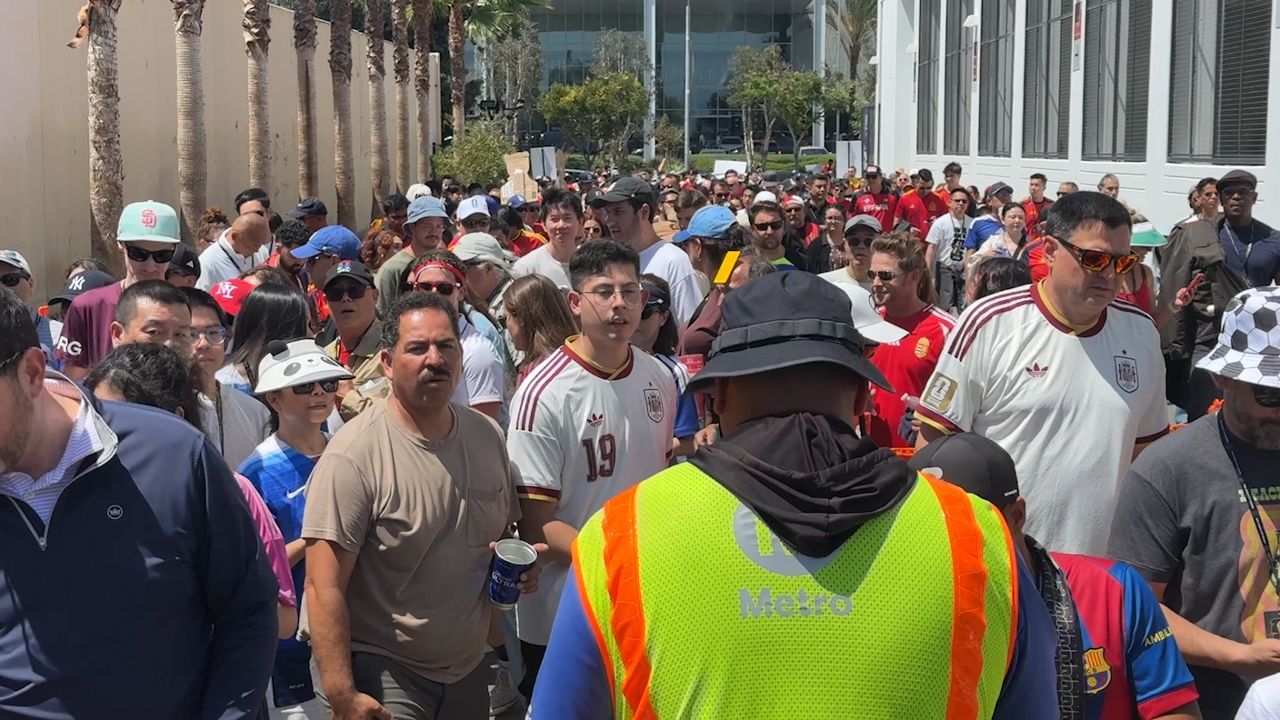 Metro ridership climbs as World Cup fans put LA transit to the test