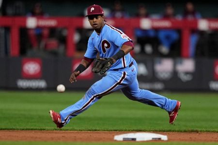 Phillies' bats go cold in crunch time in Game 5 loss