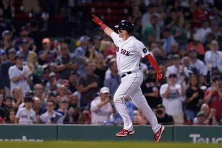 Red Sox fall to Yankees in 10 as Judge homers twice to reach 57