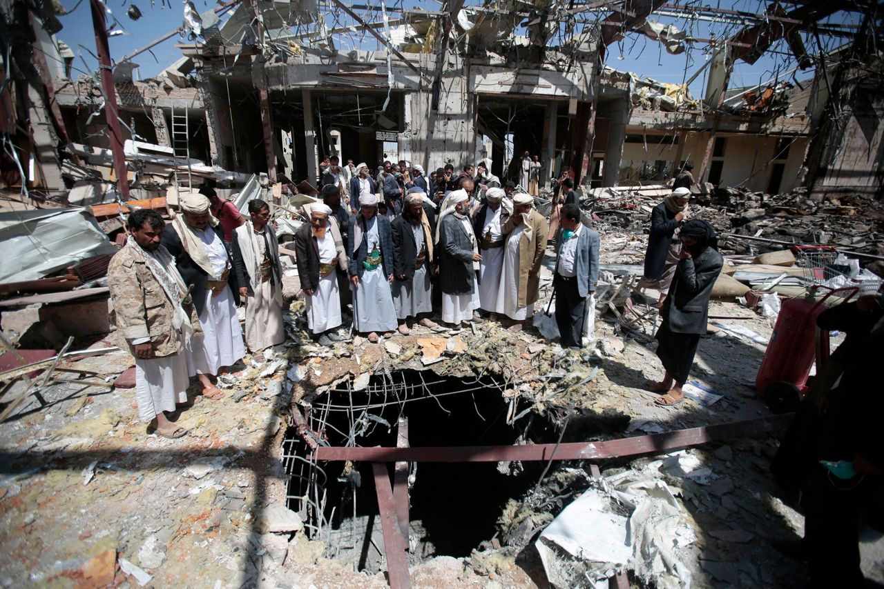 Report Death toll from Yemen's war hits 100,000 since 2015