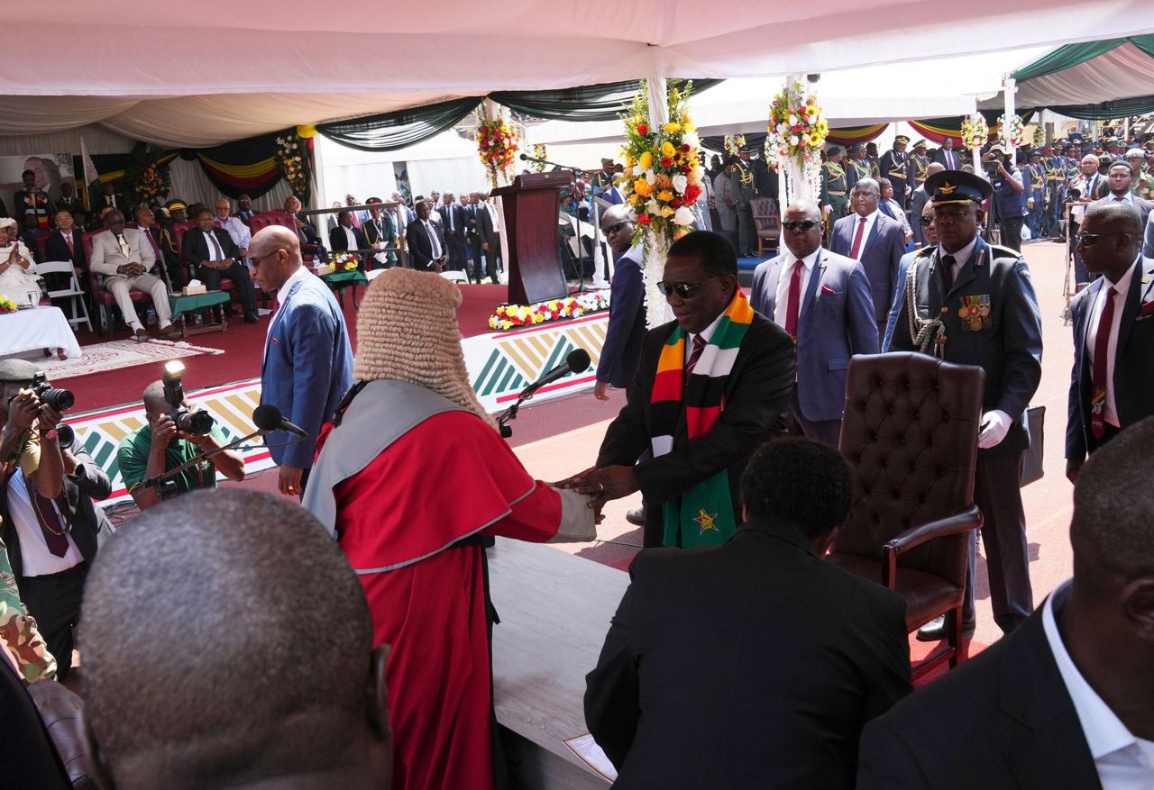 Zimbabwean president at his inauguration says the disputed election ...