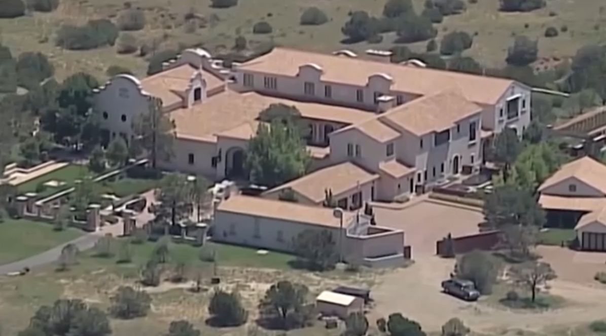 Aprueban comisión especial para investigar rancho 'Zorro'
