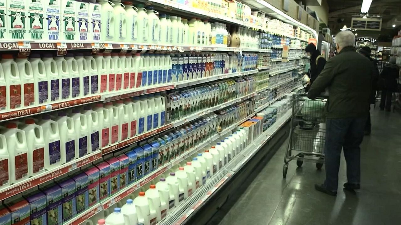 Grocery groups planning fight against city grocery stores