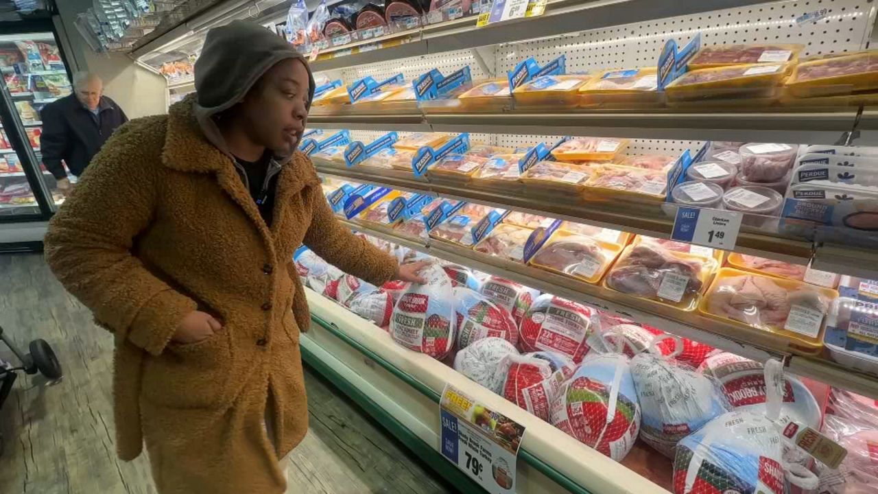 Study: Cost of preparing Thanksgiving dinner declines for third year