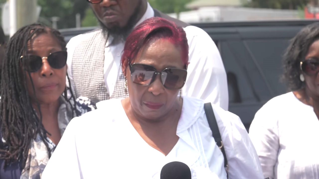 Family claims Queens funeral home mistakenly cremated matriarch's body