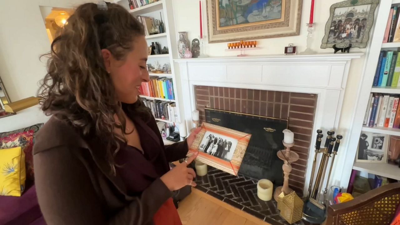 Jewish New Yorkers celebrate a new year with Rosh Hashanah gatherings