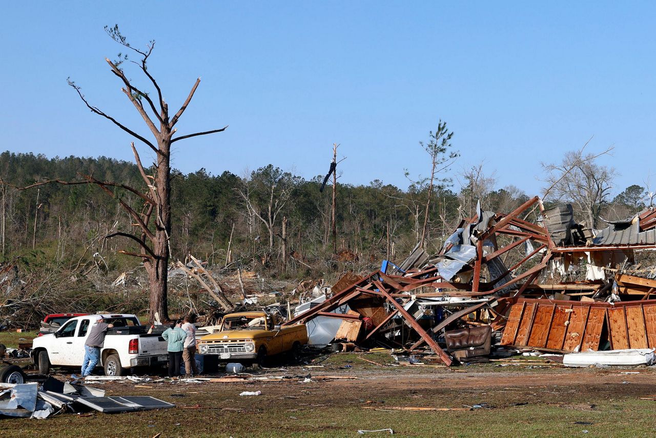 Tornadoes, wildfires and blinding dust sweep across U.S. as massive ...