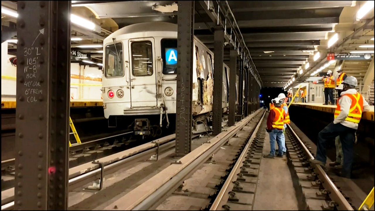 MTA New York Transit Bus Subway Railroad Tie Bar