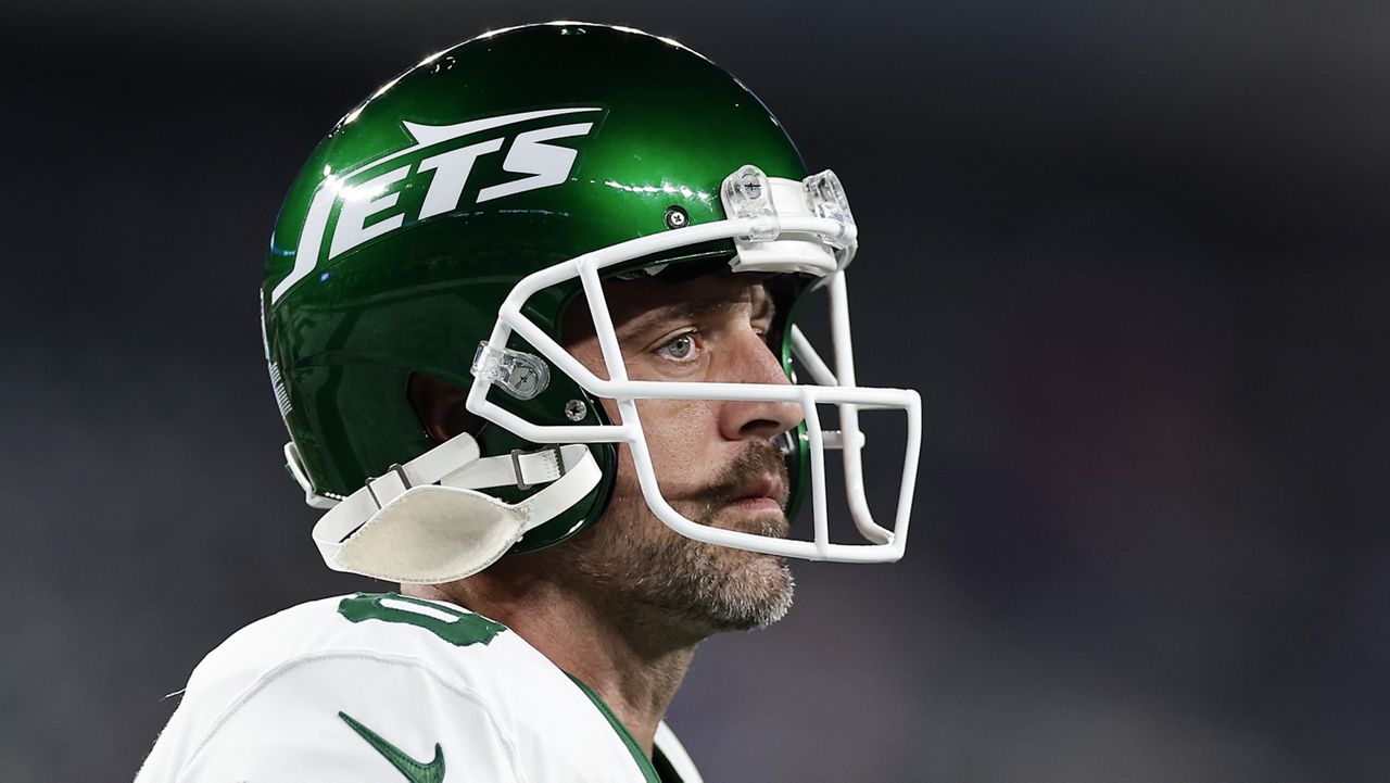 Aaron Rodgers sidelined Jets still in prime time