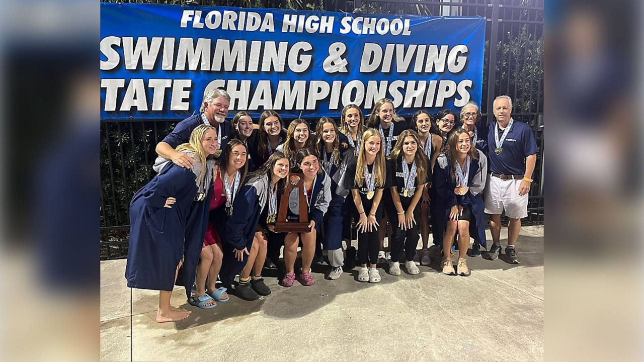history-making-holy-names-swim-team-ready-for-another-title