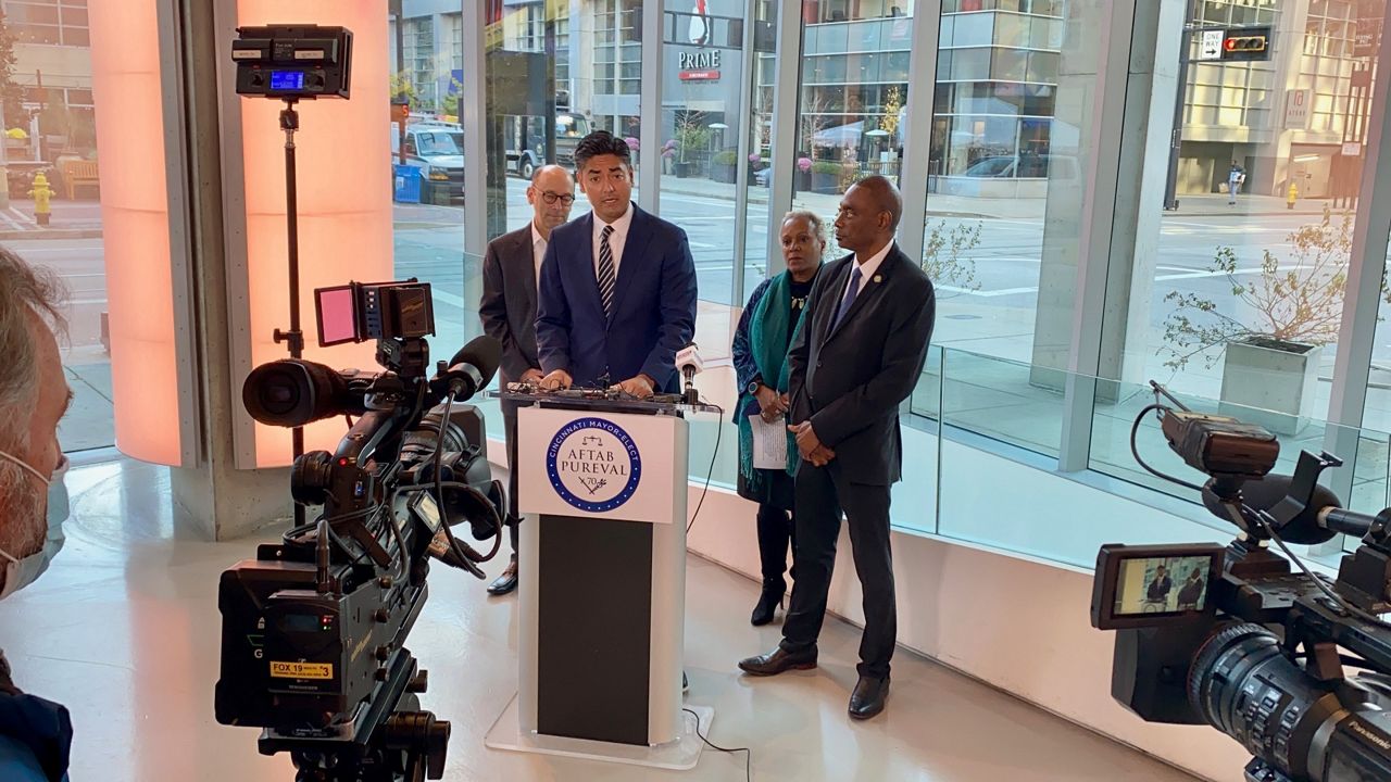 Mayor-elect Aftab Pureval hosts a press conference to introduce his transition team (Spectrum News/Casey Weldon)