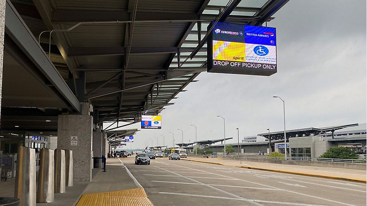 TSA shortage ahead of holiday travel at Austin airport