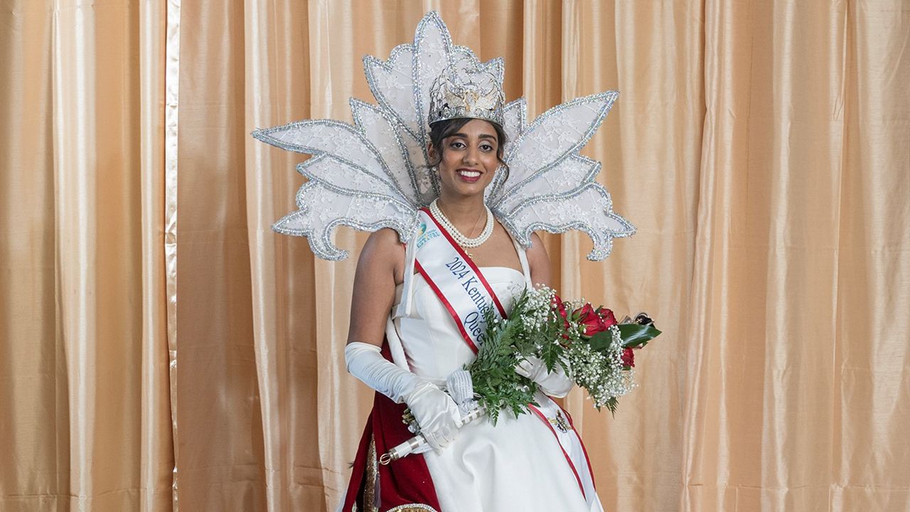 Louisville medical student wins the spin to become Derby Festival Queen