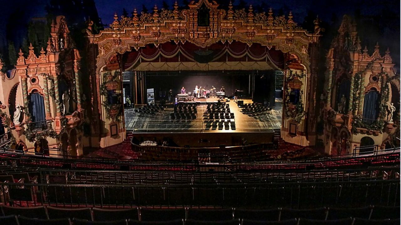 Akron Civic Theatre