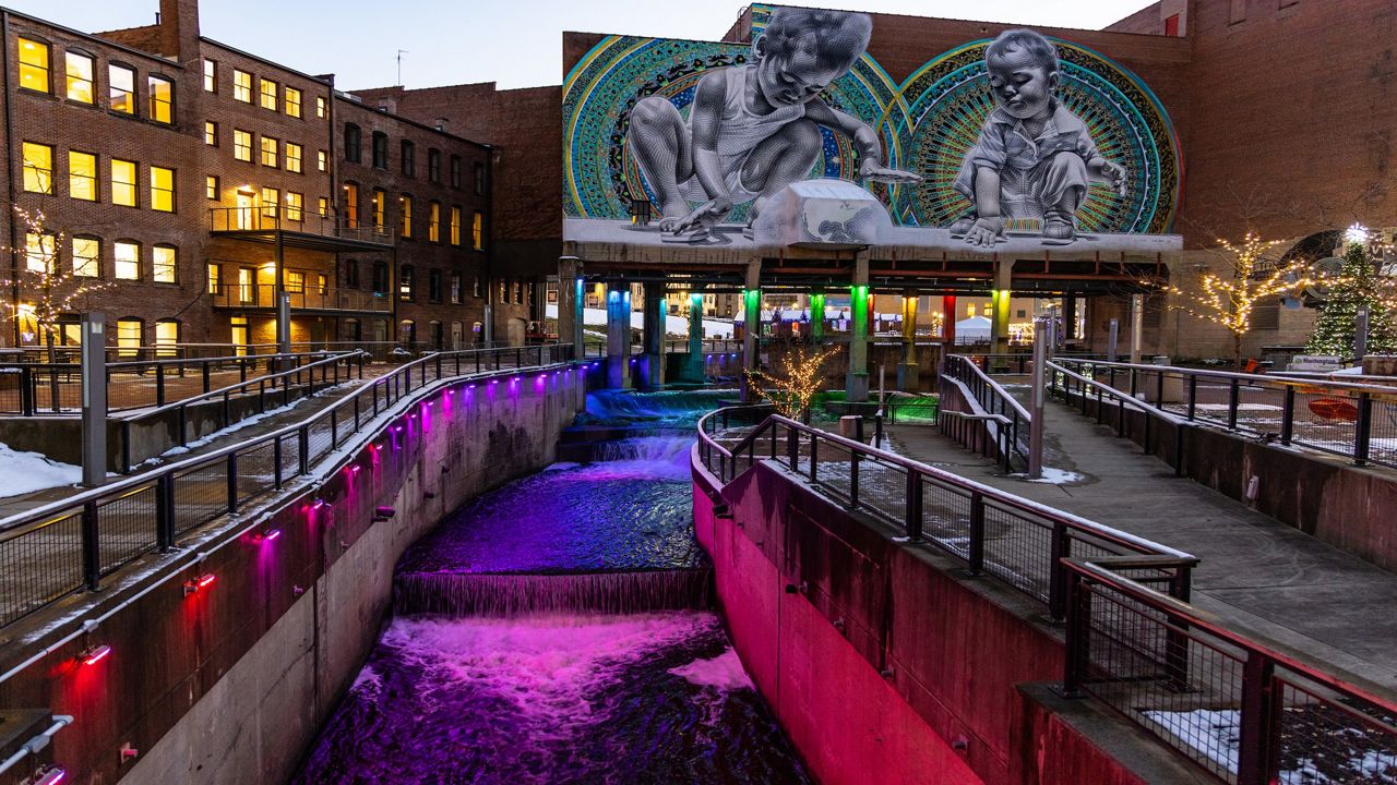 The Ohio & Erie Canal, which cuts through downtown Akron, figures prominently in the area's history. 